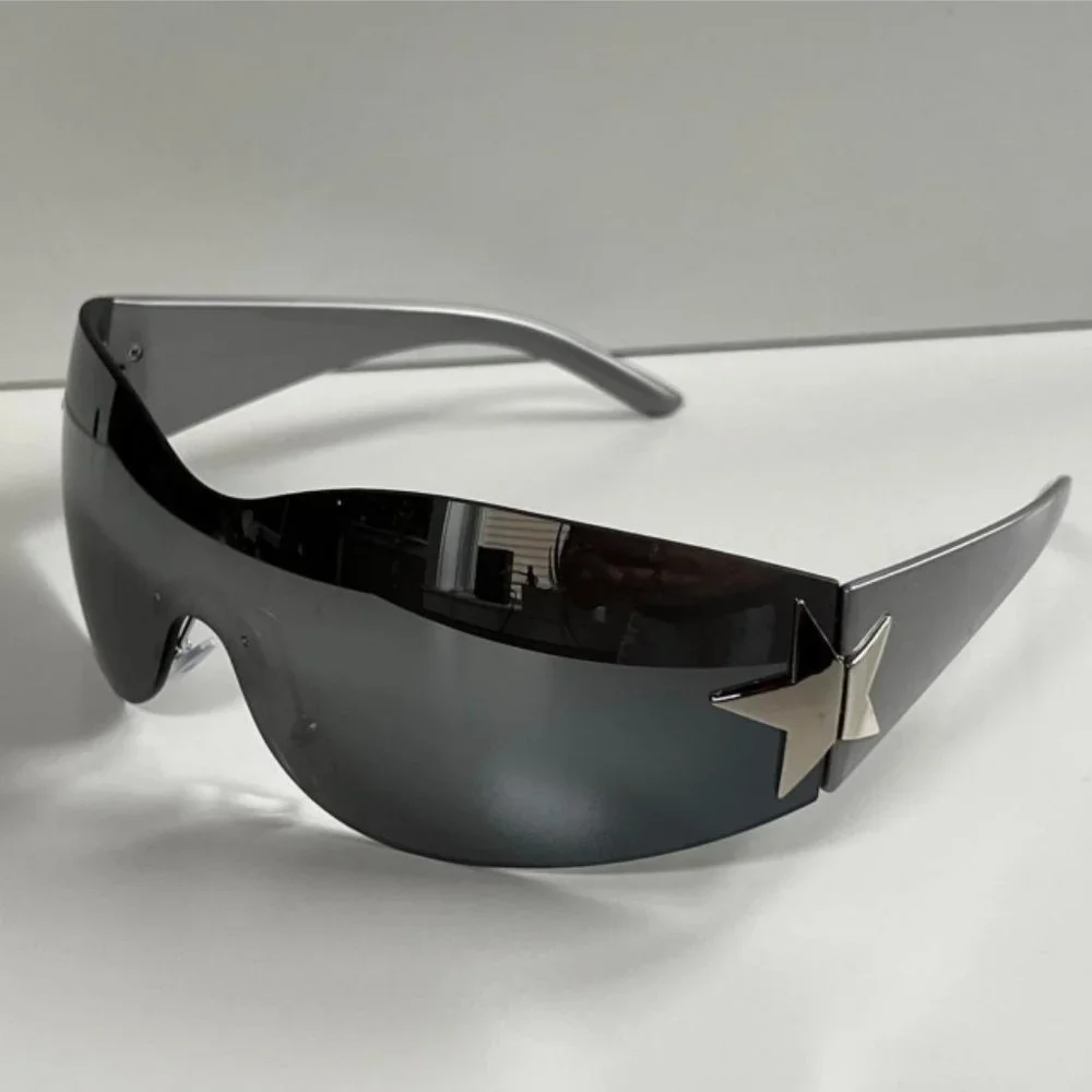 Y2K 2000s vintage style silver gray frameless star women's sunglasses
